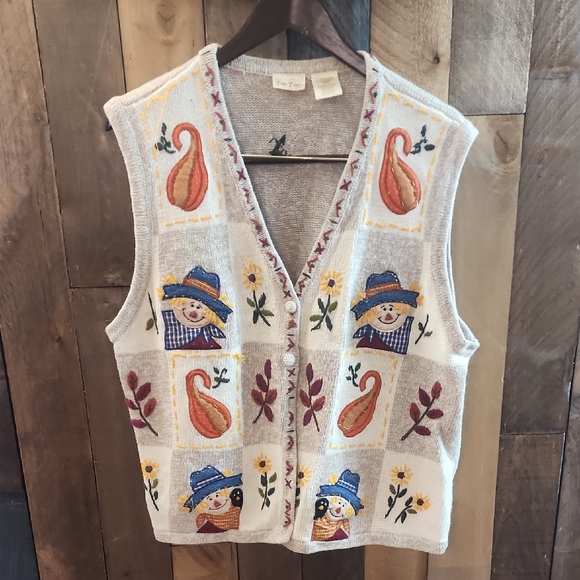 Bobbie Brooks Sweaters - Bobbie Brooks Vintage Embroidered Knit Vest . Size 22W-24W